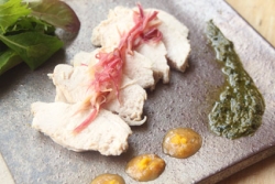 「アレンジ豊富なしっとりゆで鶏＆保存だれ3種」