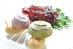 梅雨のおやつ～かたつむりのブールドネージュとあじさいゼリー～